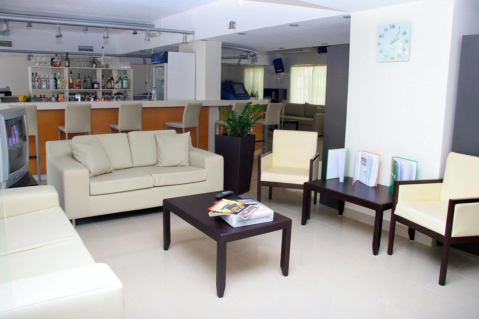 Michel Apartments 코스 타운 외부 사진